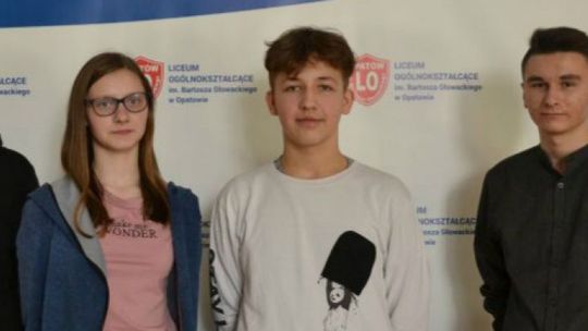 Uczniowie "Bartosza" z unijnymi stypendiami