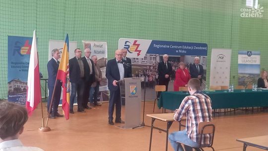 Uczniowie LO nr 3 im. W Broniewskiego znowu w finale Olimpiady Wiedzy o Wynalazczości 