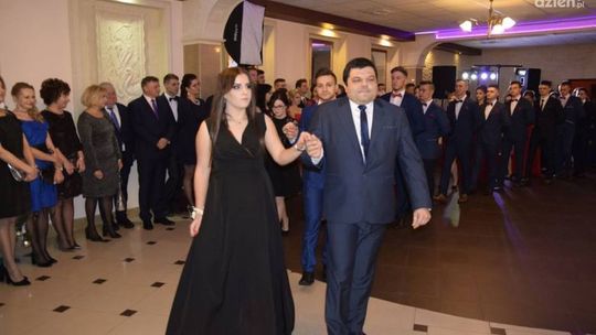 Uczniowie "Skłodowskiej" otworzyli sezon na studniówki