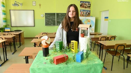 Uczniowie ze szkoły podstawowej w Łagowie budują statki kosmiczne!