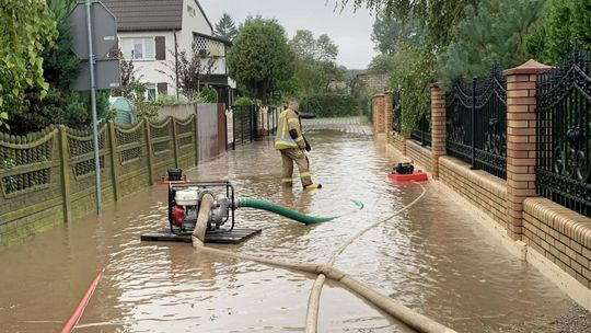 Ulewne deszcze dotarły nad Świętokrzyskie 