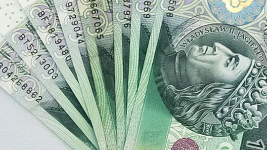 Unijne dofinansowanie do... pogrzebu - oszuści prześcigają się w pomysłach