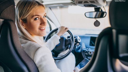 Volvo XC60 – który silnik wybrać? Diesel, benzyna czy hybryda?