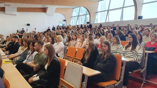 W Akademii Nauk Stosowanych im. prof. Lipińskiego w Kielcach zainaugurowano rok akademicki 