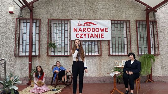 W Ćmielowie czytali nowele