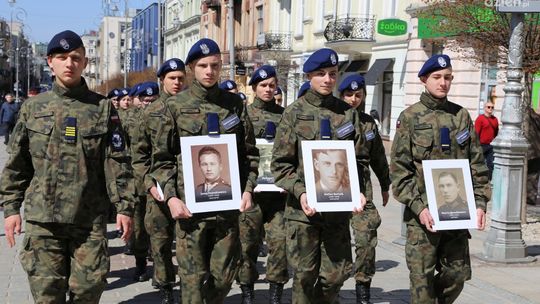 W czwartek ulicami Kielc przejdzie Marsz Katyński