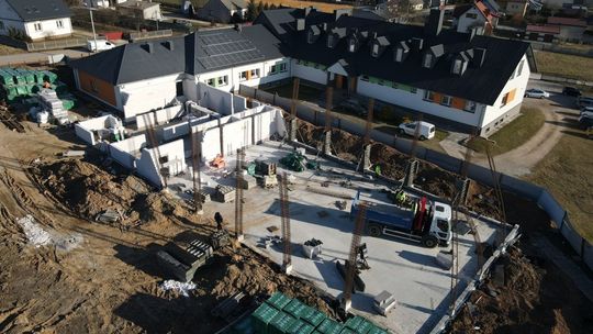 W gminie Daleszyce trwa budowa hali sportowej