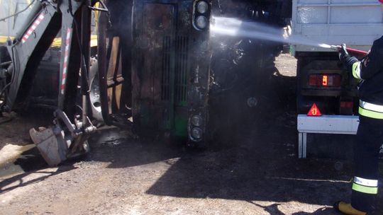 W Gołębiowie płonęła ciężarówka W Gołębiowie płonęła ciężarówka