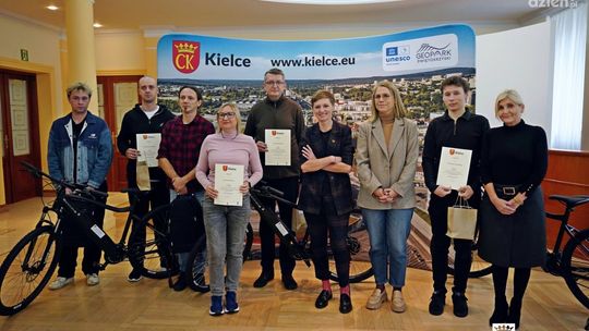 W Kielcach nagrodzili za jazdę rowerami miejskimi 