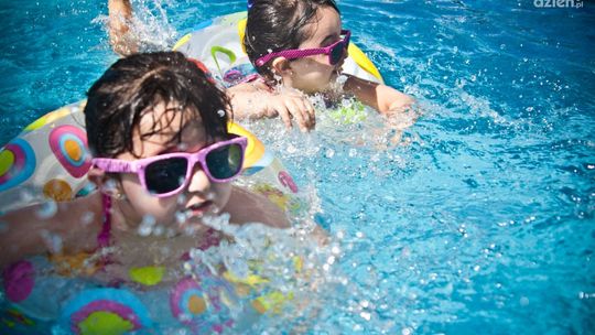 W Kielcach uczniowie mogą bezpłatnie korzystać z basenów