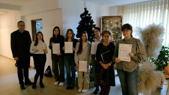 W liceum opanowali język angielski na poziomie biznesowym 