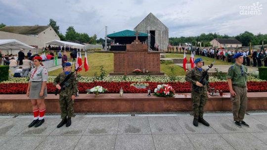 W Michniowie trwają obchodzy 80. rocznicy Męczeństwa Wsi Polskiej