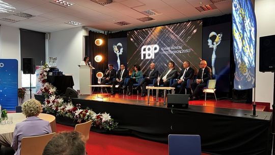 W Nowinach trwa Forum Biznesu i Przedsiębiorczości- transmisja LIVE