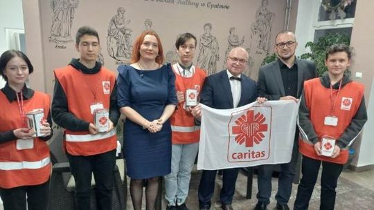 W Opatowie zbierali dla pogorzelców z Nieskurzowa