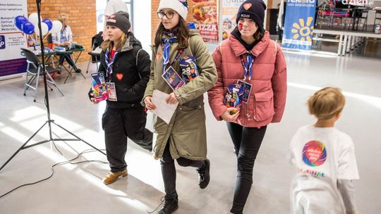 W Ostrowcu już można zbierać do skarbonek WOŚP