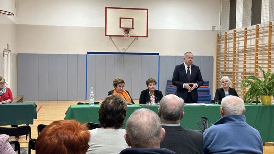 W Ostrowcu  Rady Osiedla przedstawiają mieszkańcom efekty swoich prac 