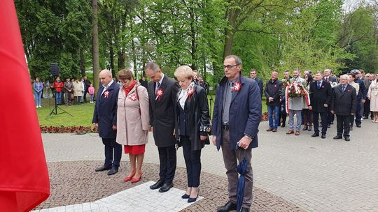 W Ostrowcu uczczono rocznicę uchwalenia Konstytucji 3 Maja