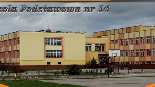 W ostrowieckiej 14-tce ósmoklasiści piszą próbne egzaminy