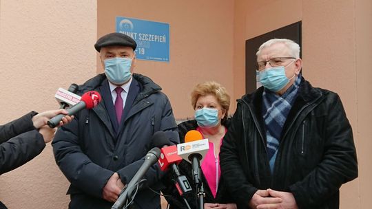 W ostrowieckim szpitalu ruszył punkt szczepień przeciw COVID-19