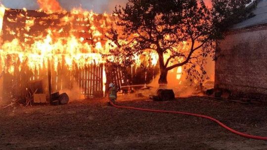 W Śnieżkowicach spłonęła stodoła 
 