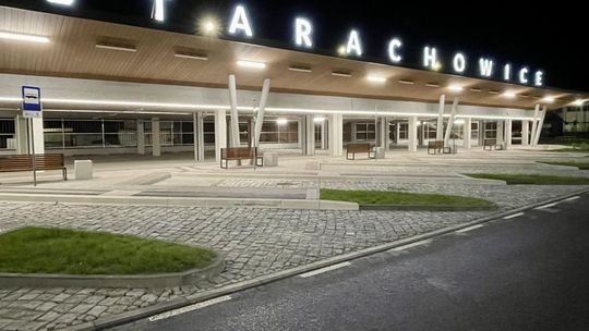 W Starachowicach centrum komunikacyjne już służy pasażerom 