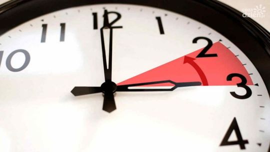 W ten weekend zmieniamy czas. Śpimy o godzinę dłużej