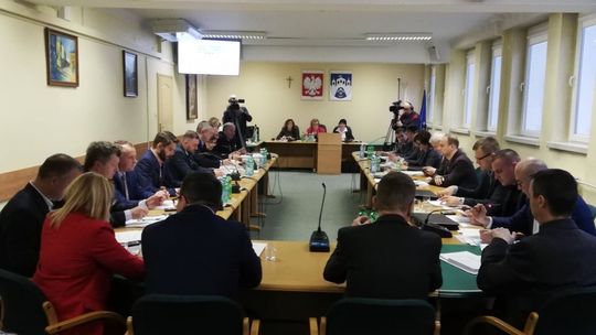 Wątpliwości ostrowieckich radnych