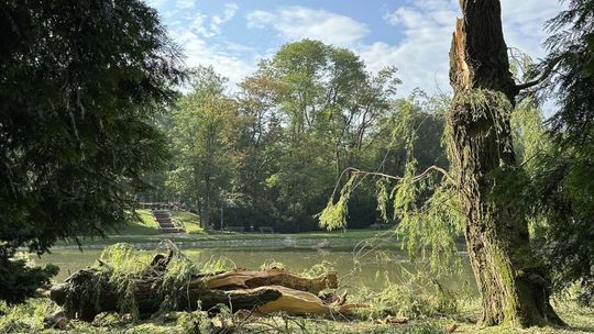 Wciąż trwa sprzątanie po nawałnicy