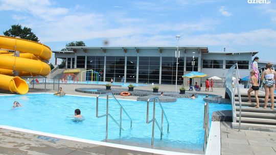 Weekendowa promocja na ostrowieckich basenach "Rawka od Nowa"