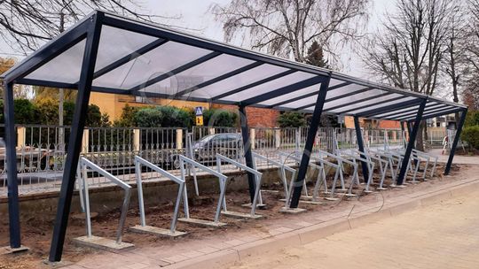 Wiaty rowerowe pojawią się na ulicach Ostrowca 