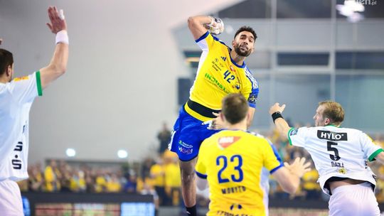 Wicemistrzowie świata zbyt mocni dla Industrii Kielce. Porażka w Veszprem stała się faktem Wicemistrzowie świata zbyt mocni dla Industrii Kielce. Porażka w Veszprem stała się faktem