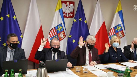 Więcej na walkę z COVID-19 dla szpitala wojewódzkiego i centrum onkologii