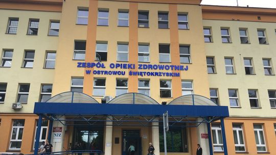 Większa ilość łóżek covidowych w szpitalu w Ostrowcu