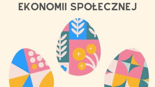 Wielkanocne palmy, kolorowe pisanki oraz inne tradycyjne dekoracje i smakołyki