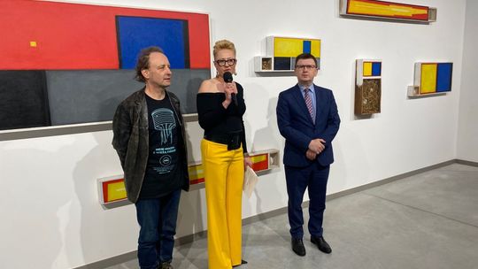 Wielowymiarowość Piotra Lutyńskiego w ostrowieckim BWA 