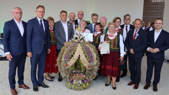 Wieniec dożynkowy z Masłowa okazał się być najpiękniejszym
