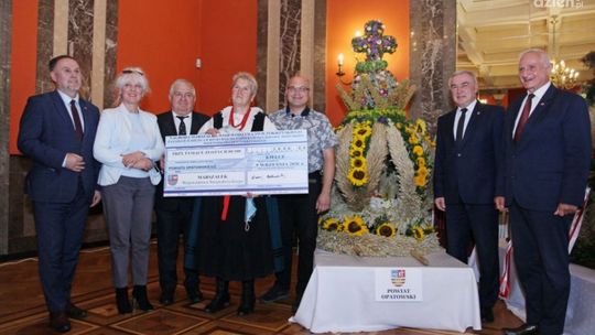 Wieniec z Ożarowa jednym z najpiękniejszych w województwie