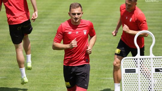 Wiktor Długosz po meczu z Zagłębiem: Wygrywamy wszyscy, przegrywamy wszyscy