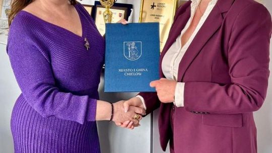 Wioletta Rogala-Mazur pokieruje ćmielowską kulturą przez kolejne lata Wioletta Rogala-Mazur pokieruje ćmielowską kulturą przez kolejne lata