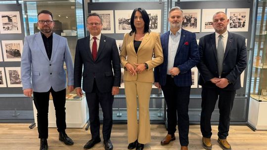 Wizyta wiceszefa Komisji Obrony Narodowej w Mesko. Produkcja amunicji i rozwój infrastruktury na imponującą skalę