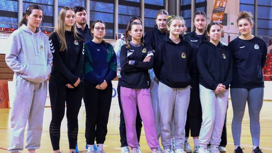 Własna hala nie pomogła - juniorki KSZO SMS odpadają z Mistrzostw Polski