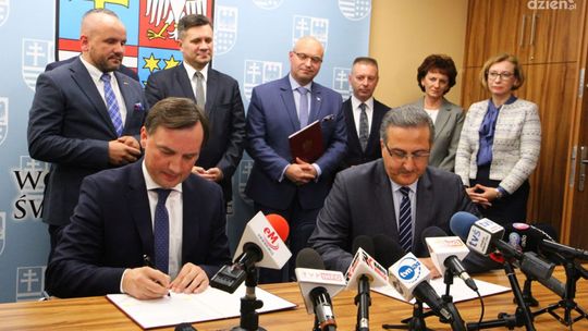 Wsparcie dla publicznych placówek medycznych