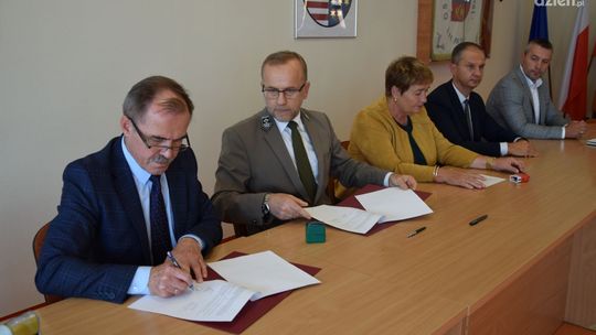 Wspólna inwestycja drogowa  powiatu ostrowieckiego i Lasów Państwowych 