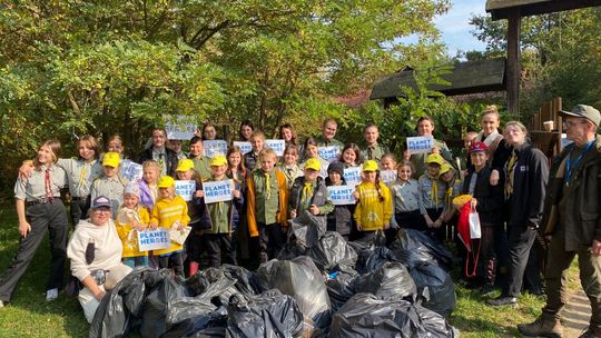 Wspólnie posprzątaliśmy las