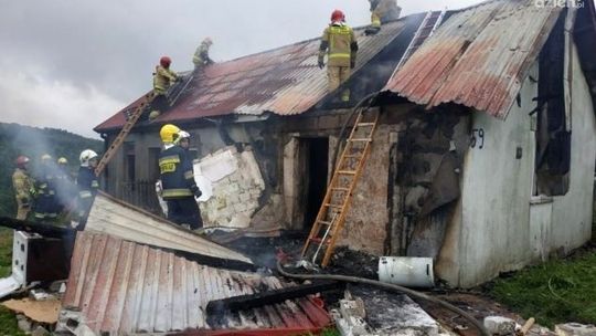 Wybuch gazu przyczyną pożaru domu