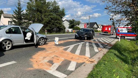 Wypadek w Radlinie na DK 74. Na kierowców czekają ogromne korki.