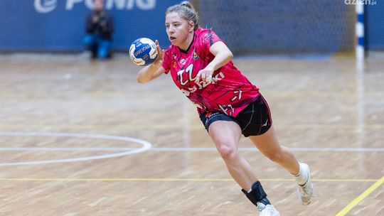 Wyrównana walka i porażka "Koroneczek"