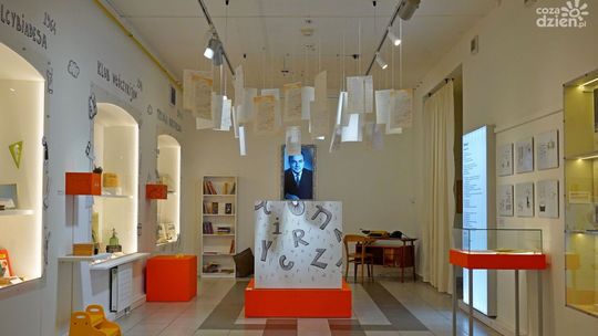 Wystawa w Muzeum Zabawek o Edmundzie Niziurskim