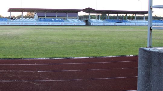 Wzmocniony Star wygrywa w Ożarowie