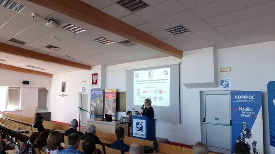 XIII Świętokrzyski Dzień Bezpiecznego Internetu – edukacja i profilaktyka w cyfrowym świecie